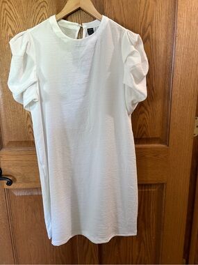 SHEIN White Puff Sleeve Shift Dress